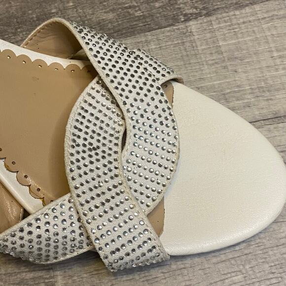 ZIGI SOHO Womens Garcelle Round Toe Block Heel Sandals Size 10 White - Picture 7 of 13